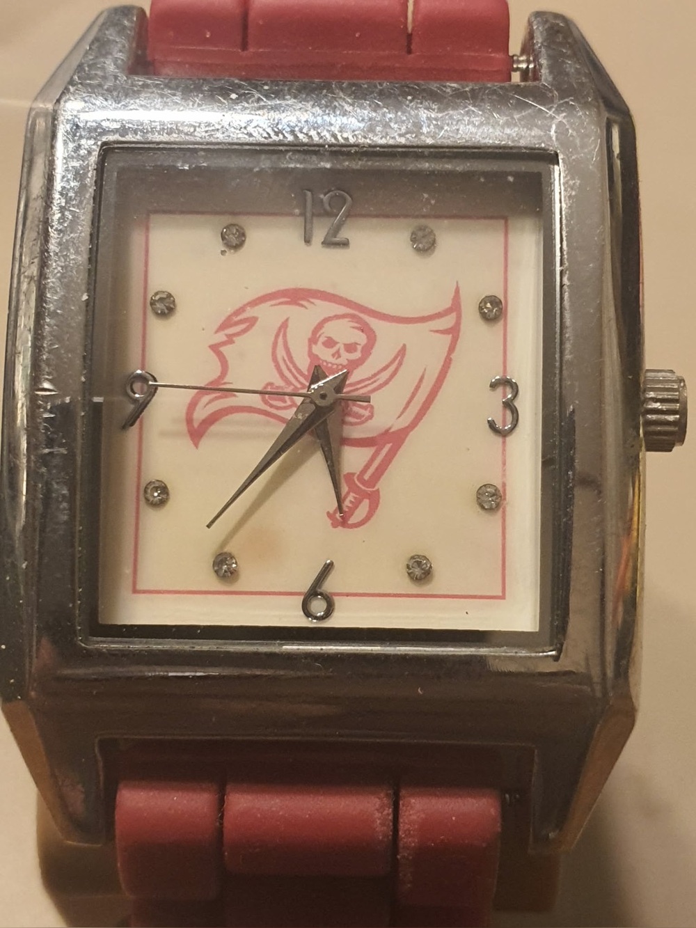 🦋10/$20🦋 Tampa Bay Buccaneers Silver/Pink Silicone Women's Tank Watch